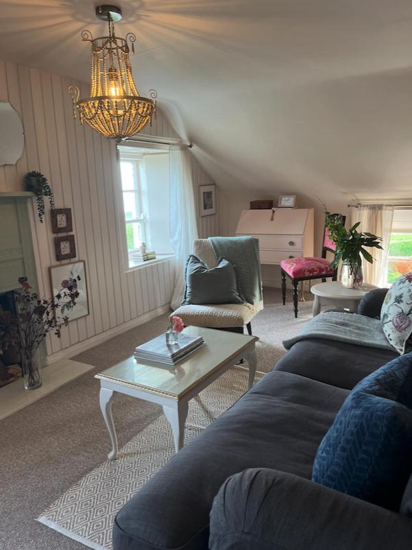 Whitehead The Pink Cottage Upstairs Suite & Garden Summer Room מראה חיצוני תמונה