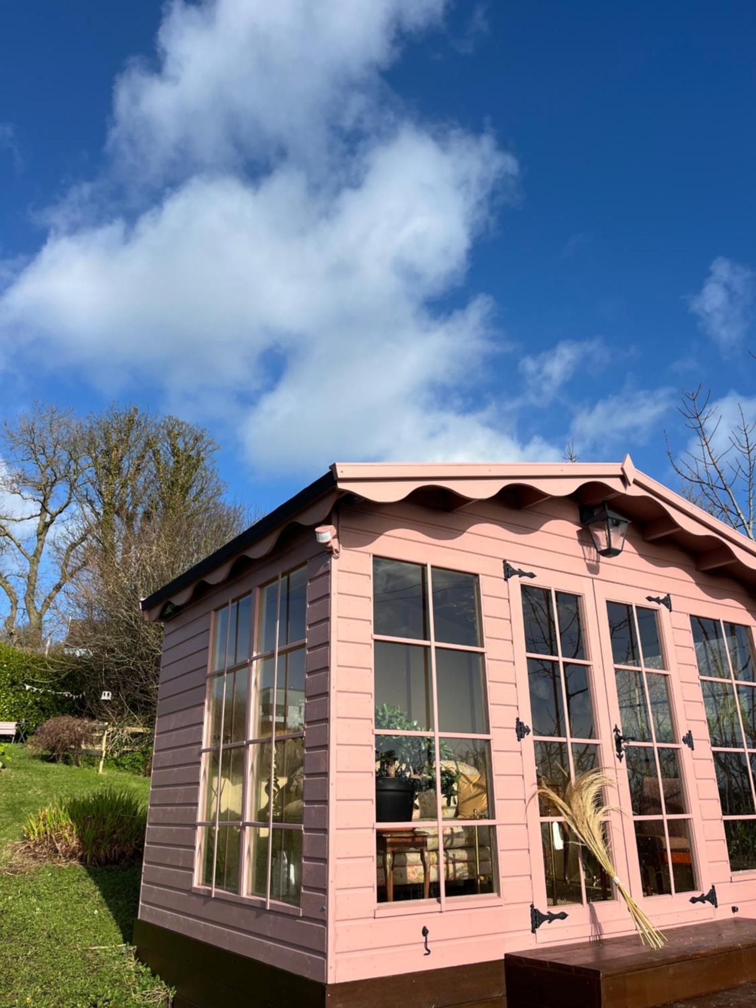 Whitehead The Pink Cottage Upstairs Suite & Garden Summer Room מראה חיצוני תמונה